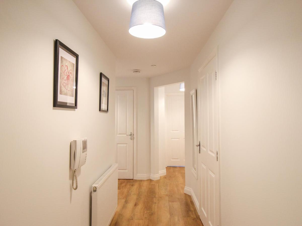 Nautical Breeze Apartment Weymouth Bagian luar foto